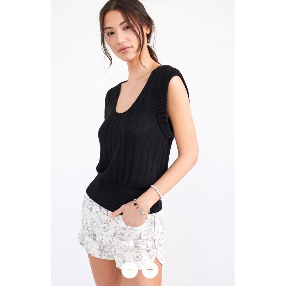 Maeve Anthropologie Ribbed Scoop Neck Sweater Vest Large Black Knit Top NWT